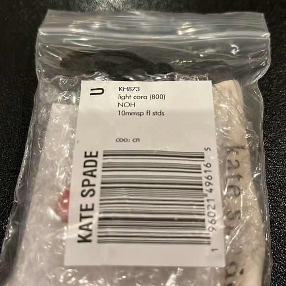 kate spade Pop Of Joy 10mm Coral Flower Studs/NWT - Picture 10 of 10